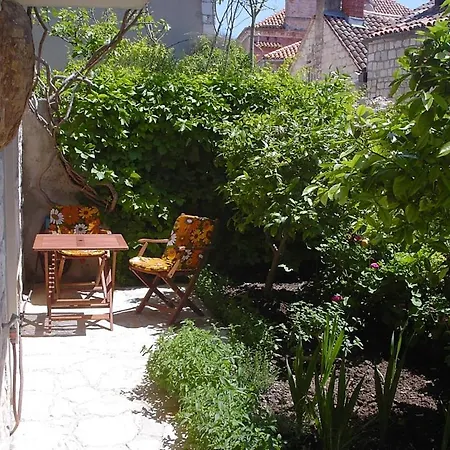 Hvar Apartment *